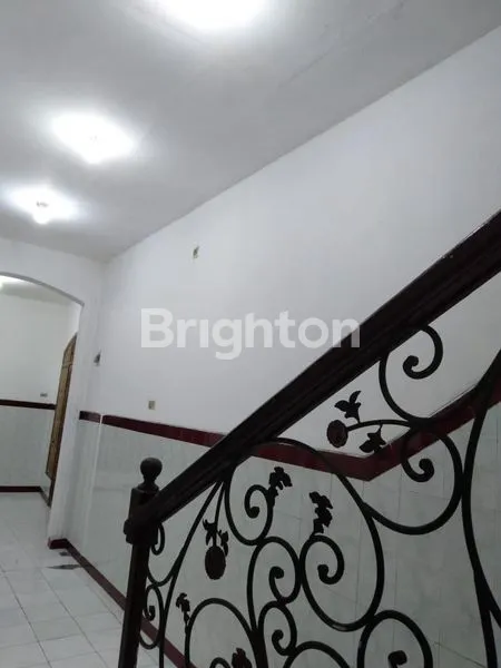 image RUKO PREMIUM 3 LANTAI SHM DI PUSAT BISNIS SIMOKERTO SURABAYA (5)