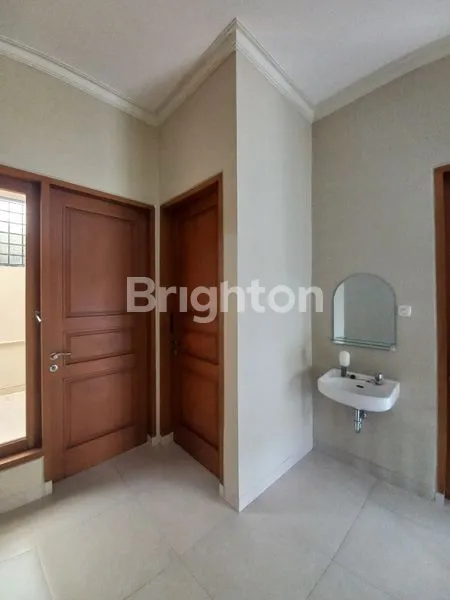 image RUMAH BARU RENOV SIAP HUNI DALAM KOMPLEK YANG AMAN CIPINANG INDAH JAKARTA TIMUR (7)