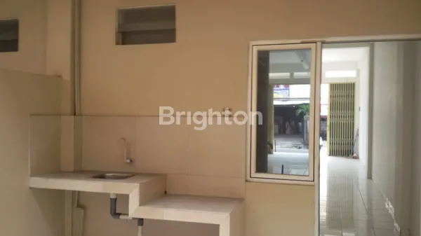 image RUKO TIGA LANTAI DEKAT PASAR ANYAR, SUKA ASIH TANGERANG (6)