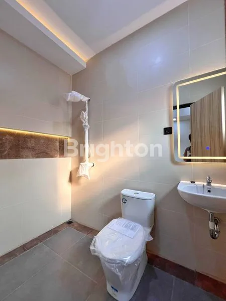 image RUMAH MEWAH 2 LANTAI DALAM CLUSTER DI JAGAKARSA (8)