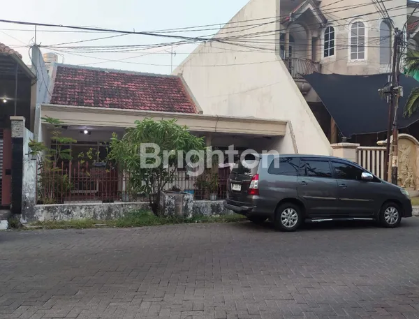 image RUMAH WISMA PERMAI, DHARMAHUSADA SURABAYA, ROW 2.5 MOBIL, NEGO (1)
