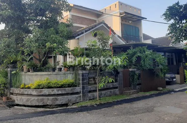 image  RUMAH MEWAH (2)