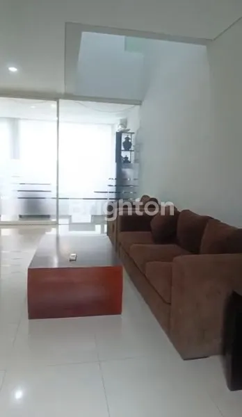 image HUNIAN TERDEPAN CITRALAND UTAMA (1)