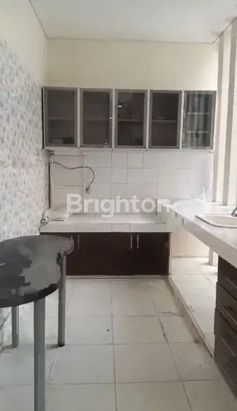 image HUNIAN TERDEPAN CITRALAND UTAMA (5)