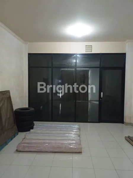 image RUKO 4 LANTAI KS TUBUN SLIPI JAKARTA BARAT PINGGIR JALAN  (4)