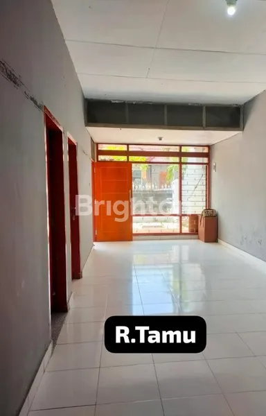 image DIJUAL RUMAH TERAWAT RUNGKUT ASRI TIMUR DEKAT KAMPUS UPN (6)
