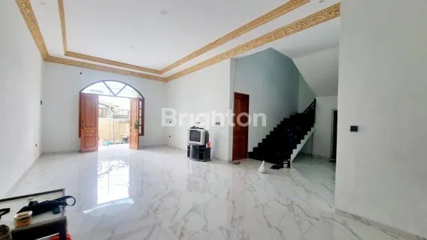 image RUMAH MANYAR, BARU GRESS CLASSIC MODERN (3)