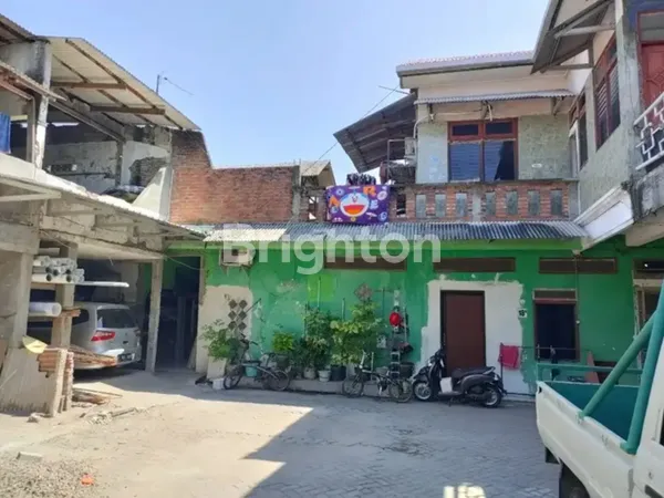 image RUMAH USAHA DAN KOS NGINDEN STRATEGIS TENGAH KOTA JALANAN RAMAI (8)