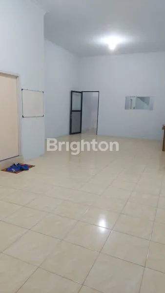 image RUKO 3 LANTAI PLUS USAHA WALET AKTIF DI KARYA BAKTI, TENAYAN RAYA (5)