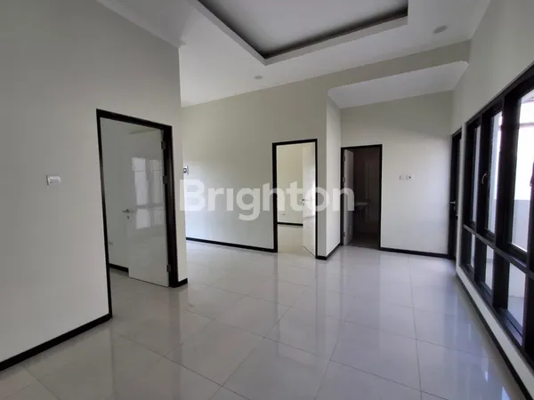 image RUNGKUT MEDOKAN DEKAT UPN LINGKUNGAN MODERN ELITE BARU GRESS 2LT ONE GATE SYSTEM (2)