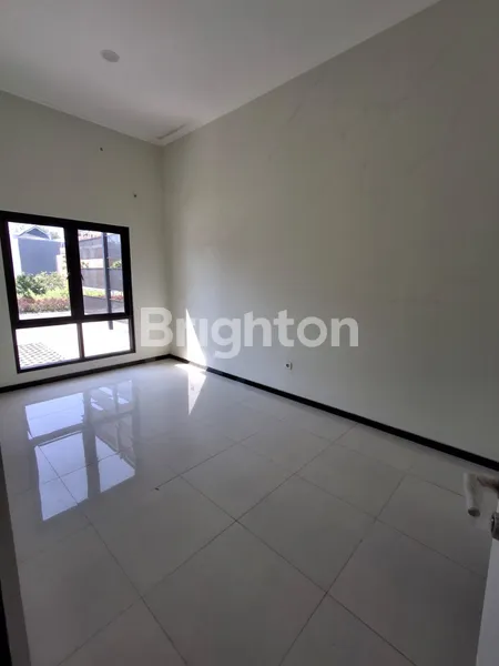 image RUNGKUT MEDOKAN DEKAT UPN LINGKUNGAN MODERN ELITE BARU GRESS 2LT ONE GATE SYSTEM (6)