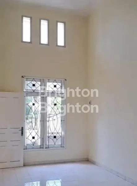 image JUAL / SEWA RUMAH STRATEGIS PINGGIR JALAN SIDOARJO KOTA (8)