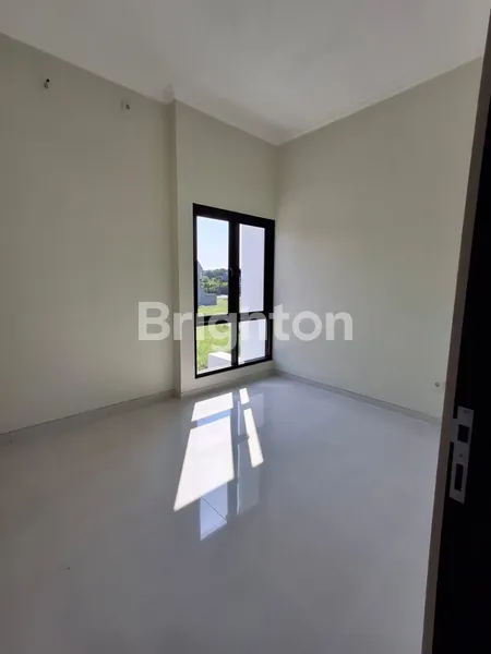 image RUNGKUT MEDOKAN DEKAT UPN LINGKUNGAN MODERN ELITE BARU GRESS 2LT (3)