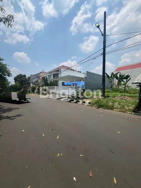 image TANAH PINGGIR JALAN TAMAN ALFA INDAH HOOK JOGLO KEMBANGAN JAKARTA BARAT  (2)