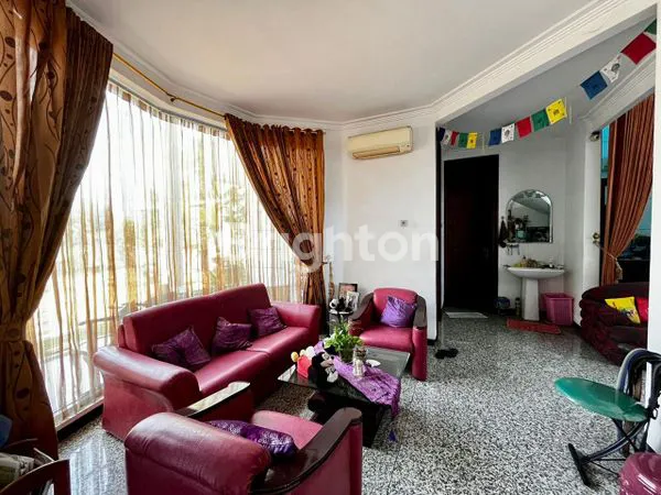 image RUMAH MEWAH 2 LANTAI DEKAT BANDARA JUANDA SIDOARJO  (3)