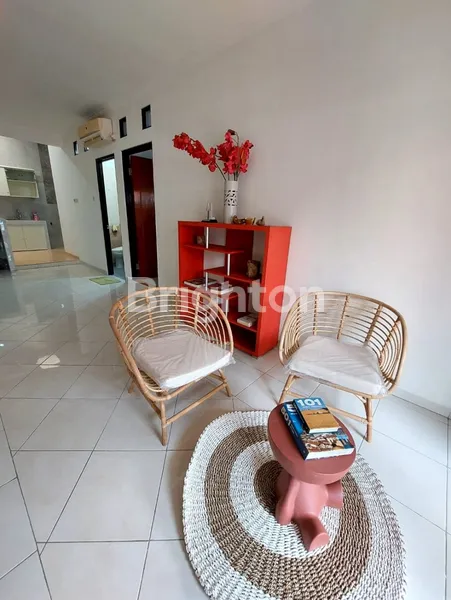 image  RUMAH BABATAN PRATAMA DEKAT PAKUWON MALL PTC, DEKAT KAMPUS UNESA (2)