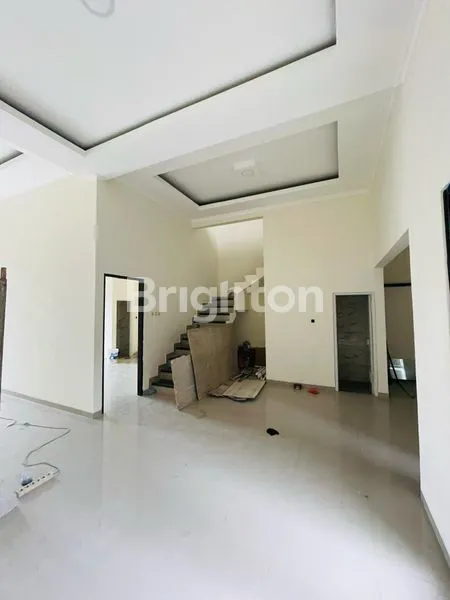 image RUMAH BARU 2 LANTAI DEKAT UPN MEDOKAN AYU - SHM READY (3)