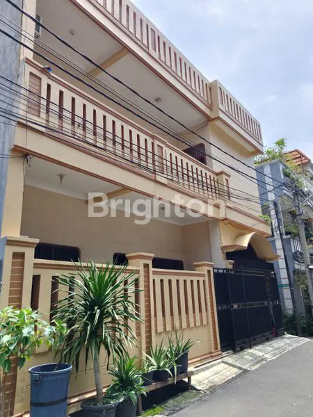 image RUMAH SUNTER AGUNG DALAM KOMPLEK AKSES 2 MOBIL UK 10X12 3LT SHM JUAL CEPAT JAKARTA UTARA (5)