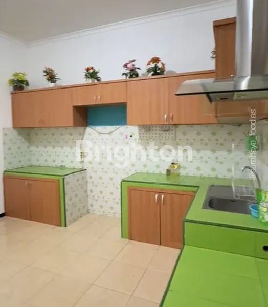 image RUMAH TERAWAT SIAP HUNI NYAMAN SEJUK DARMO BARU TIMUR DEKAT SUKOMANUNGGAL KUPANG INDAH TOL SATELIT HR MUHAMMAD PAKUWON MALL (4)