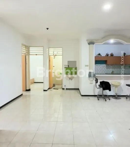 image RUMAH TERAWAT SIAP HUNI NYAMAN SEJUK DARMO BARU TIMUR DEKAT SUKOMANUNGGAL KUPANG INDAH TOL SATELIT HR MUHAMMAD PAKUWON MALL (8)