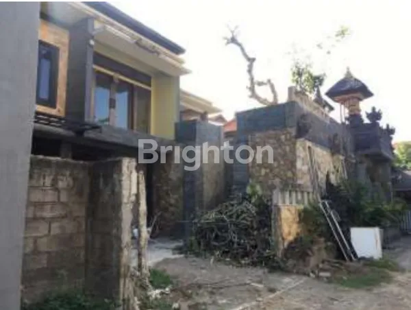 image RUMAH 2 LANTAI LUAS & SANGAT STRATEGIS DI KAWASAN PULAU AYU, TEUKU UMAR, DENPASAR BARAT – COCOK UNTUK KELUARGA BESAR, HUNIAN PREMIUM, ATAU INVESTASI (2)