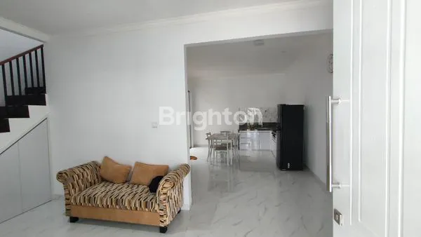 image RUMAH GRANDCITY HYLAND (2)