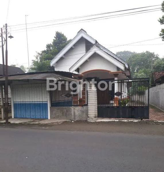 image RUMAH MODERN ASRI 3KT DI PONGGOK - 800M² DEKAT SMPN 1 & PASAR (8)