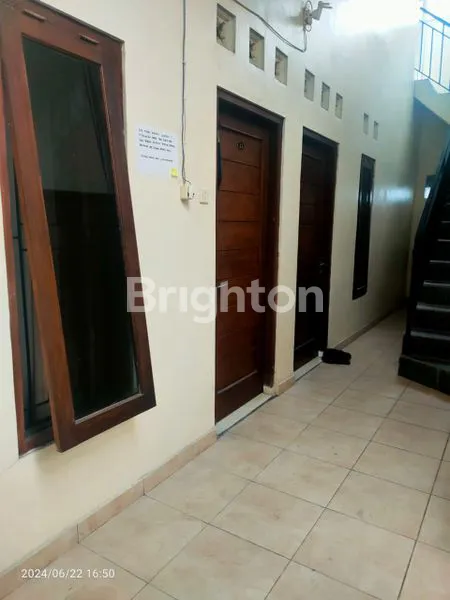 image DIJUAL RUMAH INDUK DAN KOS 20 KAMAR (5)