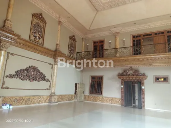 image GEDUNG SERBAGUNA ALA ROMAWI AREA KOMERSIAL JL. MAGELANG  (6)