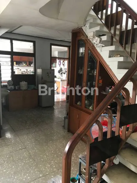 image DIJUAL RUMAH BESAR DAN NYAMAN DI SETRASARI GEGERKALONG HILIR, KAWASAN STRATEGIS SUKAHAJI BARU, SETRASARI, BANDUNG! (3)