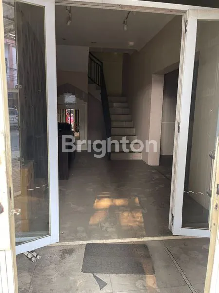 image RUKO LOKASI STRATEGIS DI JAKARTA TIMUR (3)