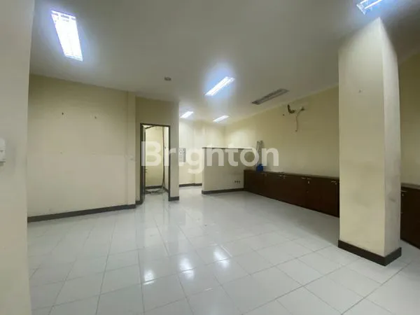 image RUKO DI JANTUNG KOTA SURAKARTA (6)