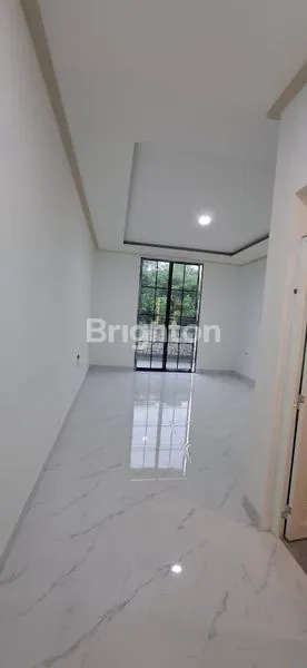 image RUMAH BARU 4 LANTAI TAMAN RATU BEBAS BANJIR (6)