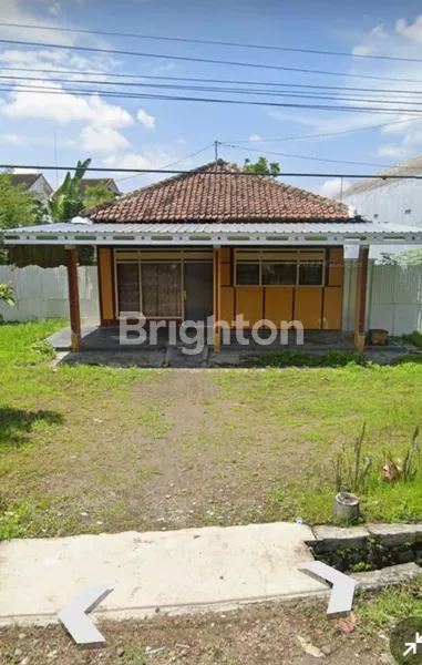 Gambar Property RUMAH LAMA KONDISI MASIH LAYAK HUNI NAMUN BISA HITUNG TANAH DI LUMAJANG SUKODONO