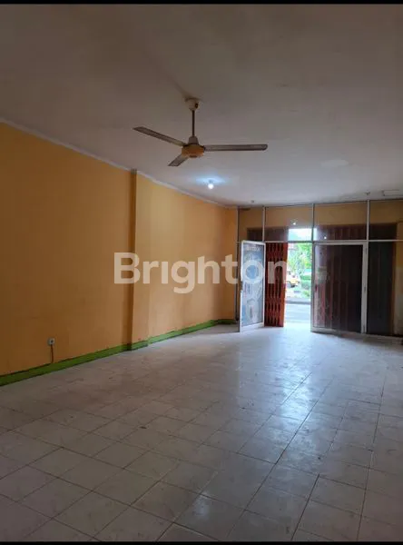 image RUKO CANTIK 3,5 LANTAI DI DAAN MOGOT BARU, JAKARTA BARAT (1)