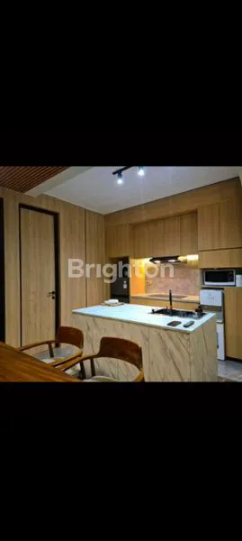 image RUMAH TROPICAL DESIGN MODERN DI TAMAN PERMATA MILLENIUM, LIPPO KARAWACI BARAT (3)