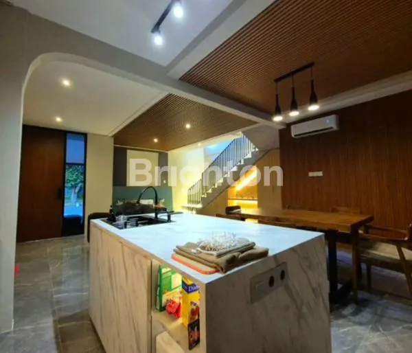 image RUMAH TROPICAL DESIGN MODERN DI TAMAN PERMATA MILLENIUM, LIPPO KARAWACI BARAT (6)