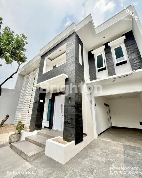 image RUMAH MEWAH 3 LANTAI DI MARGONDA (2)