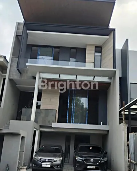 image RUMAH BARU WOODLAND CITRALAND SURABAYA BARAT (1)