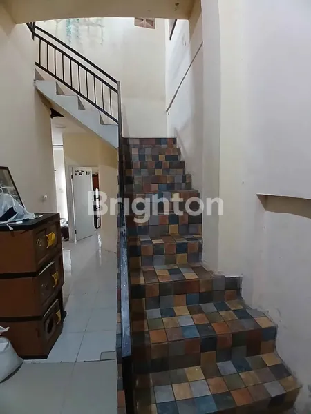 image DIJUAL MURAH RUMAH 3 LANTAI – PERUMAHAN SARASWATI MANSION, TEDUNG, GIANYAR (7)