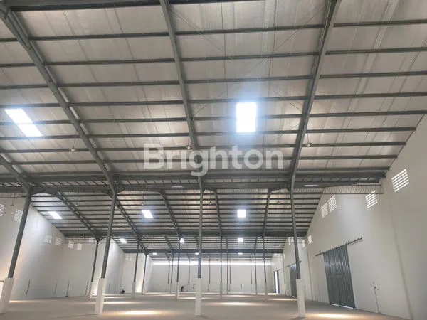image GUDANG PREMIUM KIC GATOT SUBROTO - LT 5610M² SIAP OPERASIONAL (4)