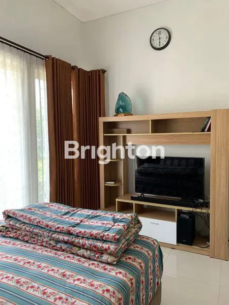 image RUMAH 2 LANTAI MINIMALIS MODERN AREA SOEKARNO HATTA MALANG (5)