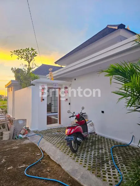 image VILLA CANTIK 2 BR DENGAN PRIVATE POOL DEKAT DENGAN SAWAH DI PERERENAN (8)