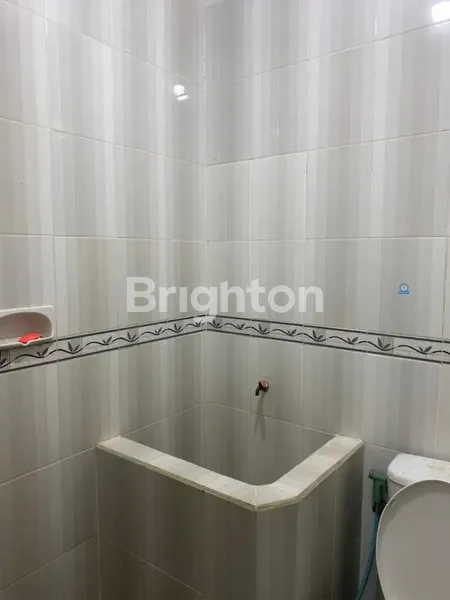 image RUMAH 2 LANTAI MINIMALIS SIAP HUNI BARU RENOV DEKAT ITS DAN PAKUWON CITY (6)