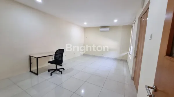 image RUANG KANTOR / MEETING / SEMINAR DI GRAHA FAMILI, DEKAT LOOP / BON CAFé / NATIONAL HOSPITAL / SPAZIO, BISA DIDESAIN SESUAI PERMINTAAN, BISA PER JAM / PER HARI / PER BULAN (2)