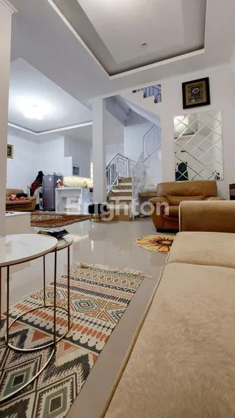 image \\U2728 RUMAH 2 LANTAI LUAS & SIAP HUNI DI LOKASI NYAMAN CIGANITRI! (6)