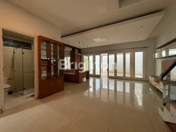 image HUNIAN STRATEGIS DEKAT BINUS & MALL ALAM SUTERA (6)