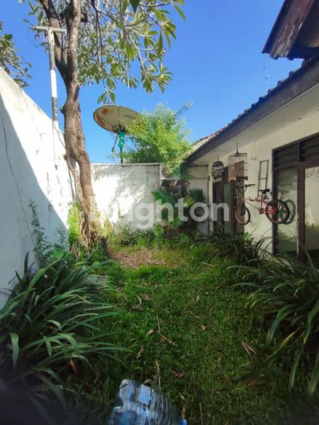 image RUMAH MODERN 3KT DI GELOGOR CARIK - AREA PREMIUM KUTA BALI (8)