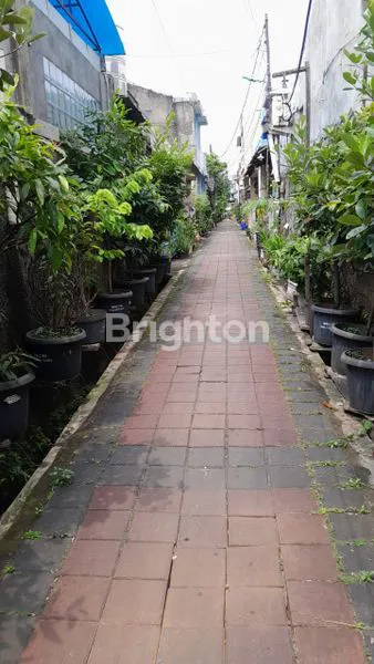 image RUMAH DI PERUMNAS KLENDER (1)