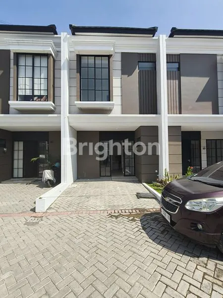 image DISEWAKAN RUMAH BARU GRESS REGENCY ONE EASTPOINT POINT (1)
